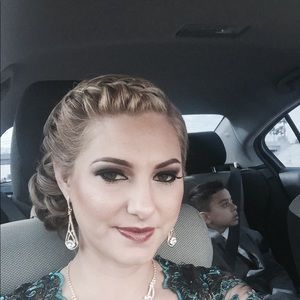 Meet your Posher, Melissa